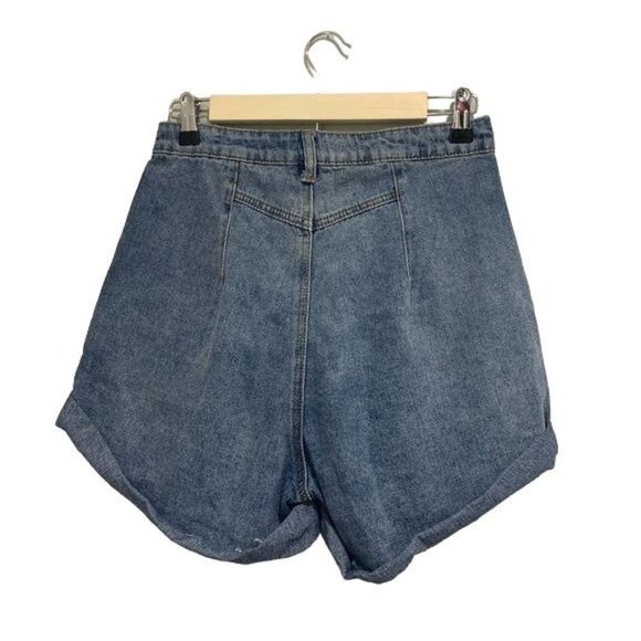 NWT Mustard Seed High Waisted Tuck Denim Shorts Size Small - Picture 3 of 5